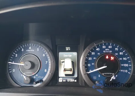 2015 Toyota Sienna Xle 8 Passenger z USA, uszkodzony, nr VIN 5TDYK3DC1FS534648